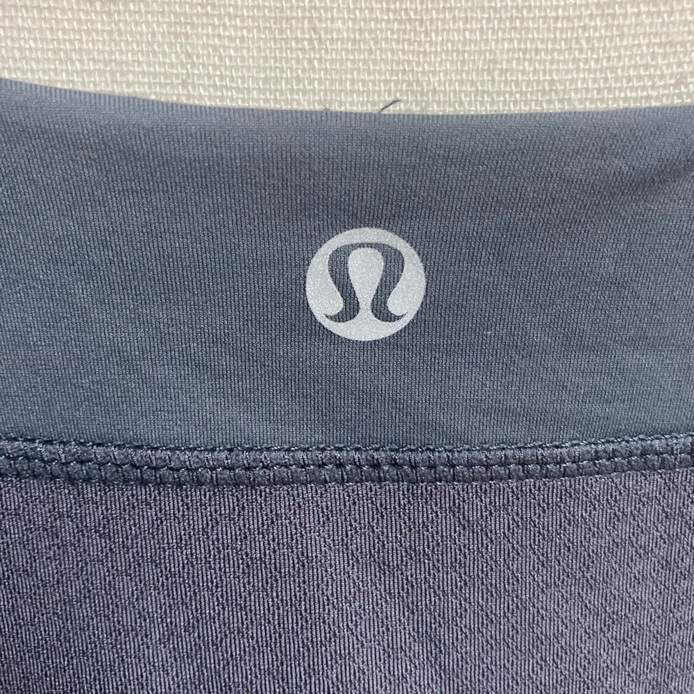 Women's Lululemon Tank Top Size 4 Gray - Picture 7 of 9